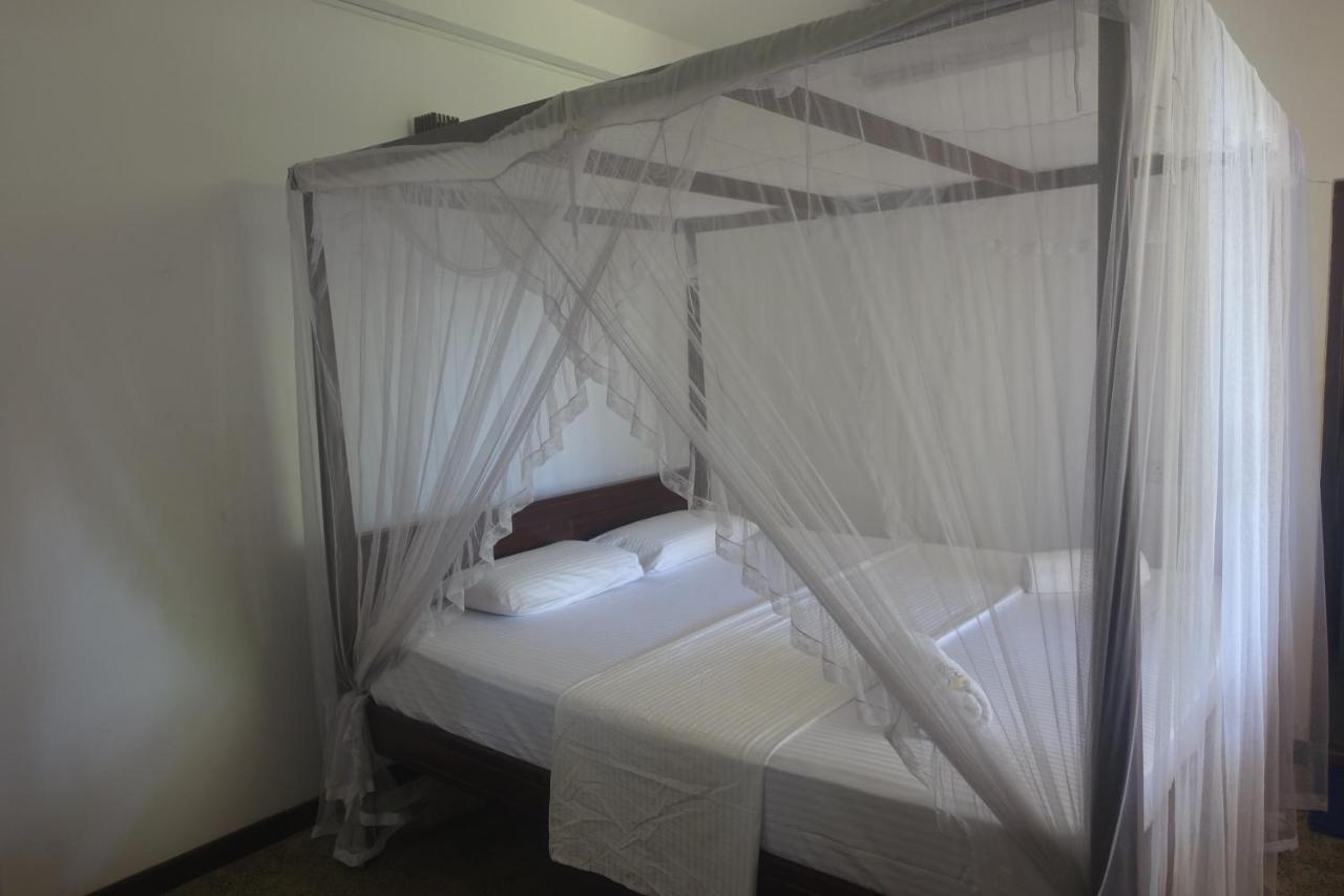 Wh Beach Resort Weligama Exterior foto