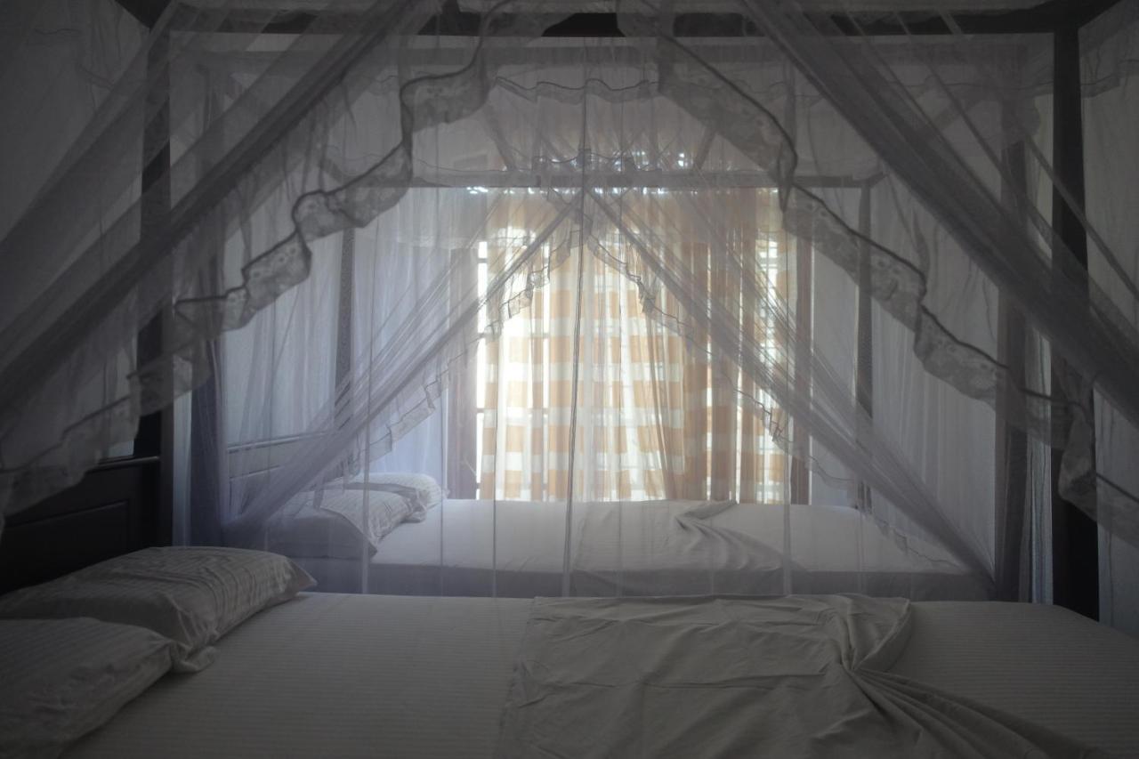 Wh Beach Resort Weligama Exterior foto
